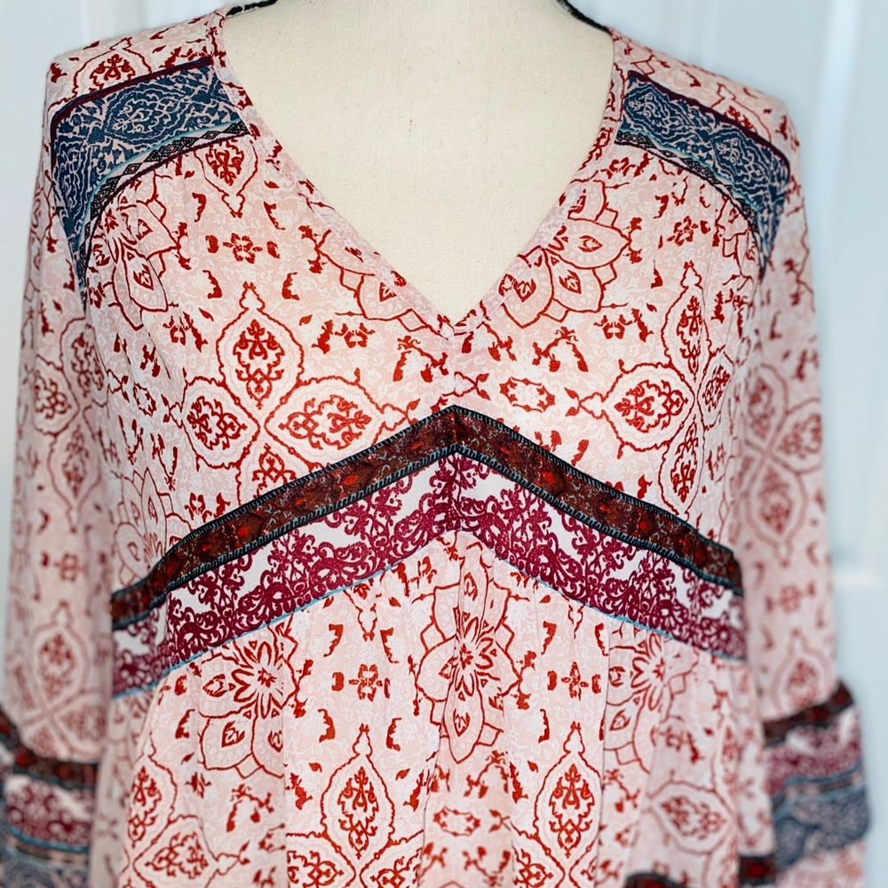 B1G1 Knox Rose Peasant Blouse